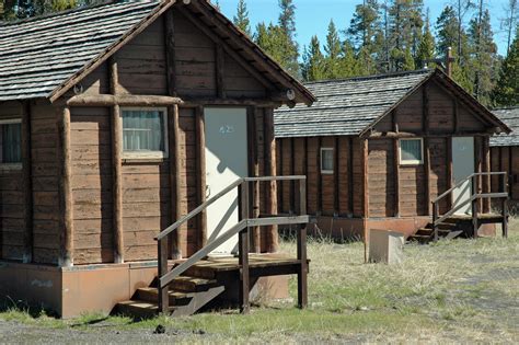 lake lodge western cabins yellowstone
